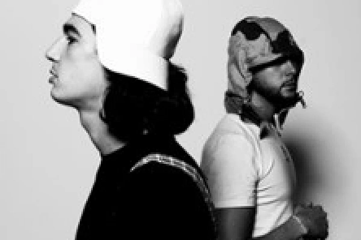 Realo + Deelee S