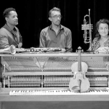 Stolis Trio