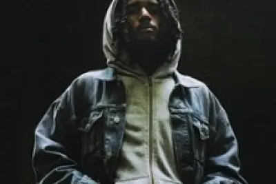 Yvnnis