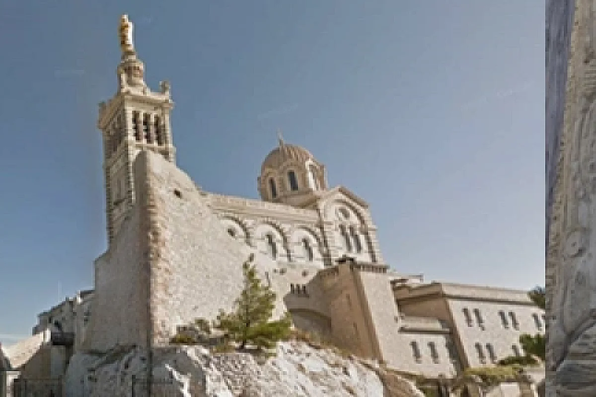 Randonnée urbaine racontée de Castellane à l’anse du Prophète 