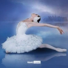 Le Lac des Cygnes - Imperial Heritage Ballet