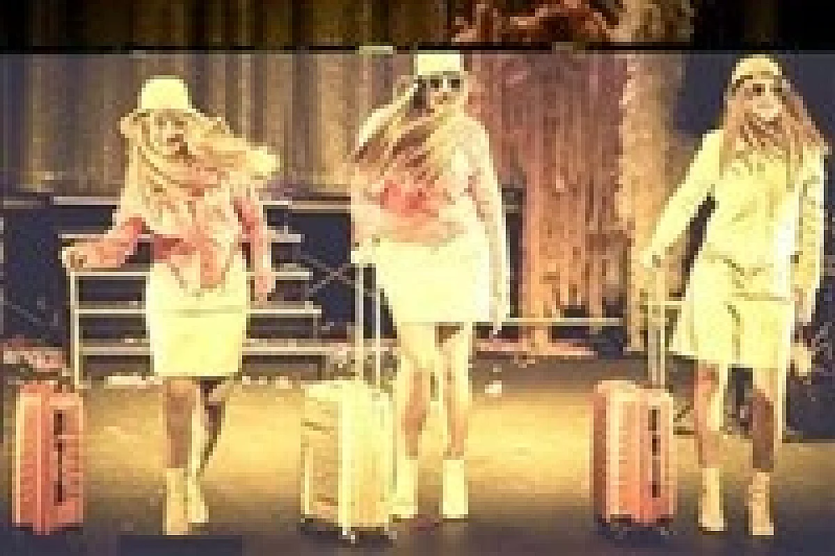 Les Sea Girls dans Dérapage