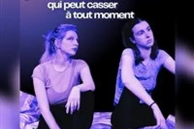 Je vous écris d'une chaise qui peut casser à tout moment