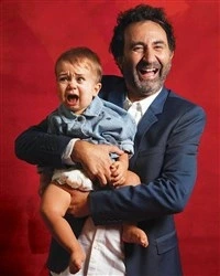 Mathieu Madénian dans À pleurer de rire