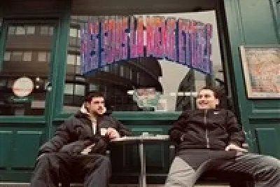 30/30 de Maxime Otazzi et Luca Porta dans Nés sous la même étoile