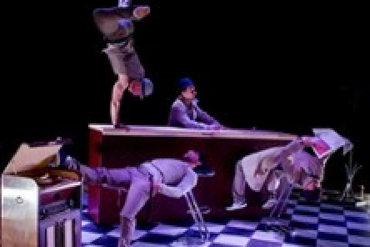 Ballet Bar - CIE Pyramid