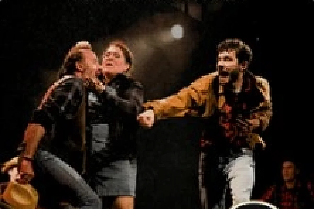 Chicken Ring - Théâtre 100 Noms, Nantes