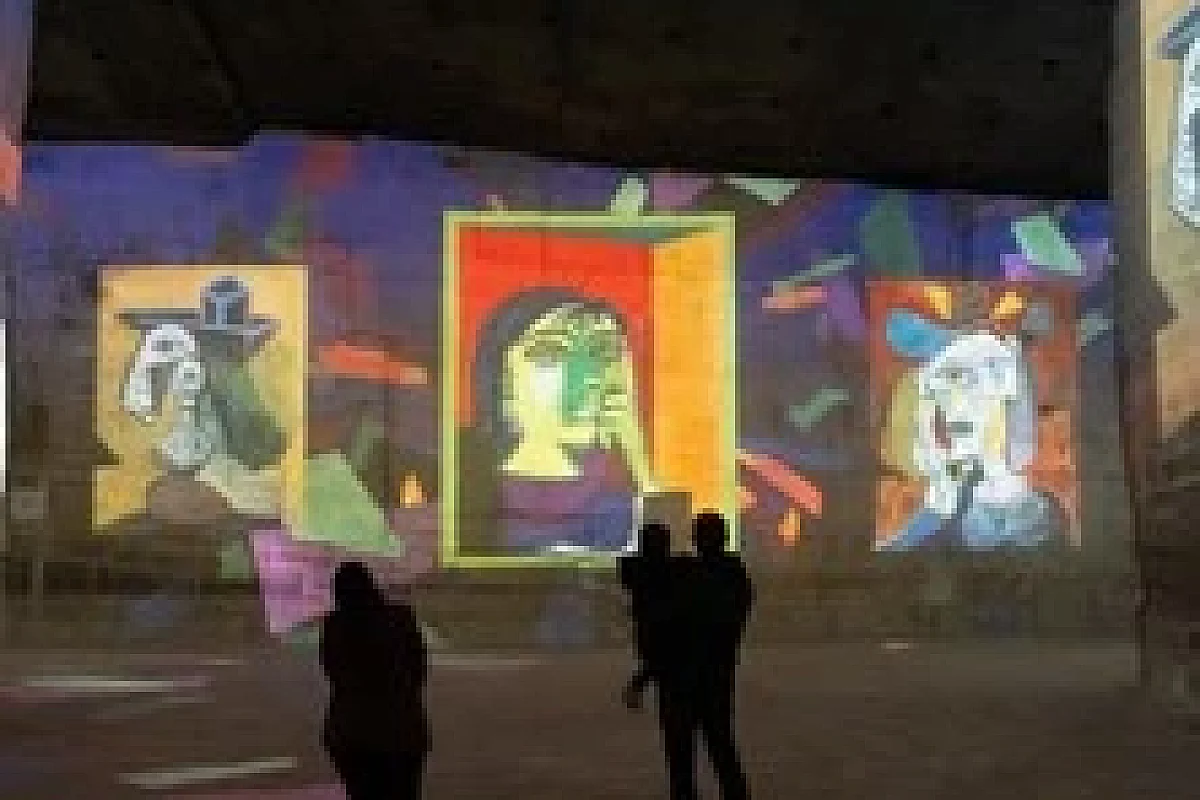 Carrières des Lumières - Picasso, L'Art en Mouvement / Frida Kahlo