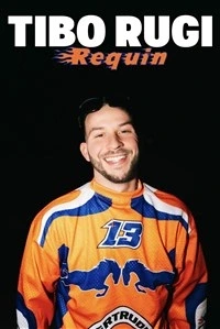 Tibo Rugi dans Requin