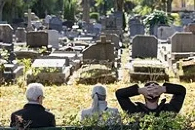Arpentez les lieux où l'on fait dormir les morts