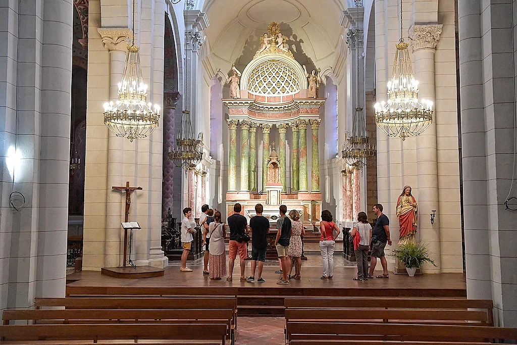Visite "l'abbatiale à l'envers et vue d'en haut"