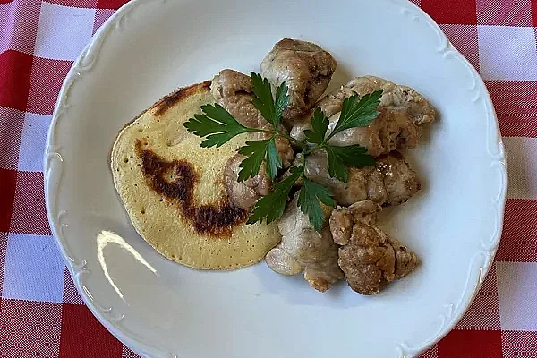 Repas ris d'agneau au restaurant Lou Paouzadou