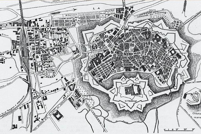 TRAME URBAINE : LES VESTIGES  DE L'HISTOIRE