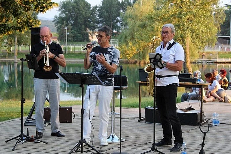 LES RENDEZ-VOUS DE L’ÉTÉ : CONCERT AU LAC DE SÉDE - MIDNITE BLUE