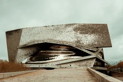 Conférence autour de Jean Nouvel à Gourdon