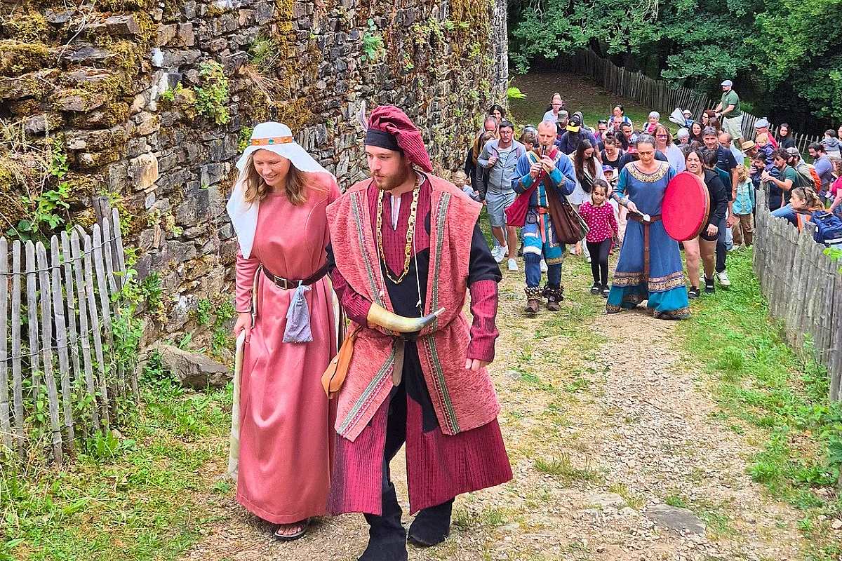 JEP : Visites découverte et théatralisées de la Forteresse de Châlucet