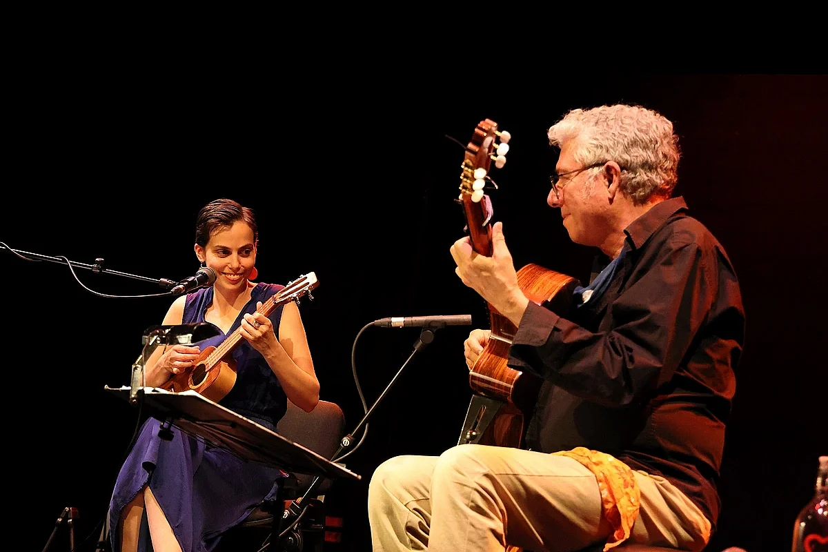 Villes en scène > Duo Chloé Breillot et Pierrick Hardy - tournée d'Amours et de mers