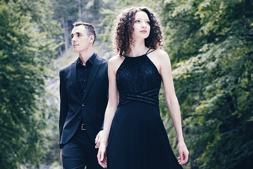 Arcades Musiques | Concert du duo de piano à 4 mains Kalabova - Gugg
