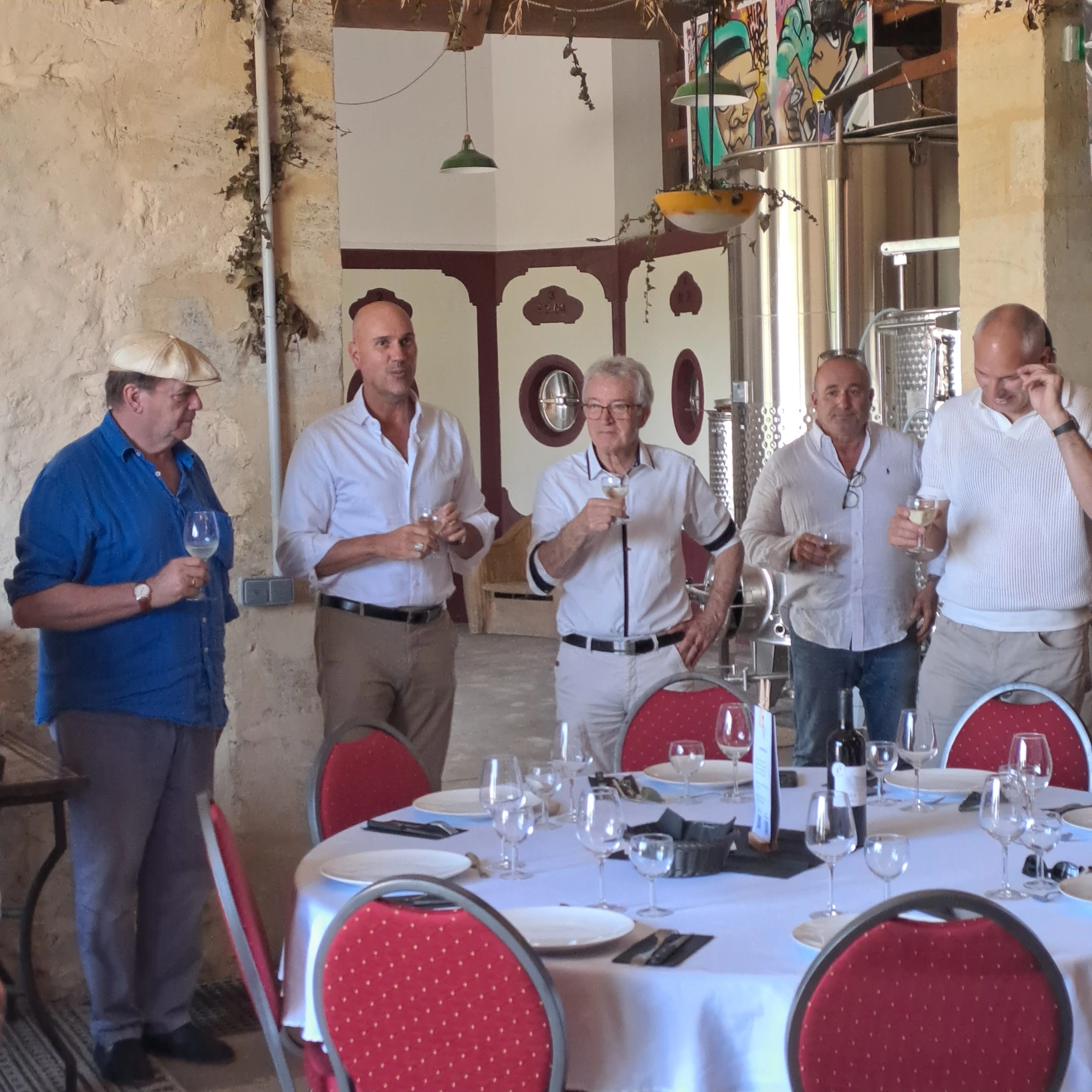 Banquet et dédicace du livre sur le château Coupelle d'Ertan