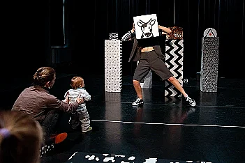 Marionnettes et Danse : "Zébro" pour Les Nuits de la Lecture à Aunay-sur-Odon