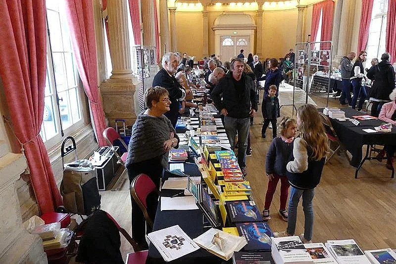 Plume d'Automne - Salon littéraire des écrivains et illustrateurs meusiens