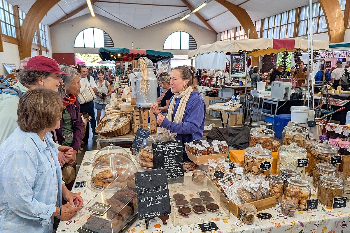 Marché aux produits locaux