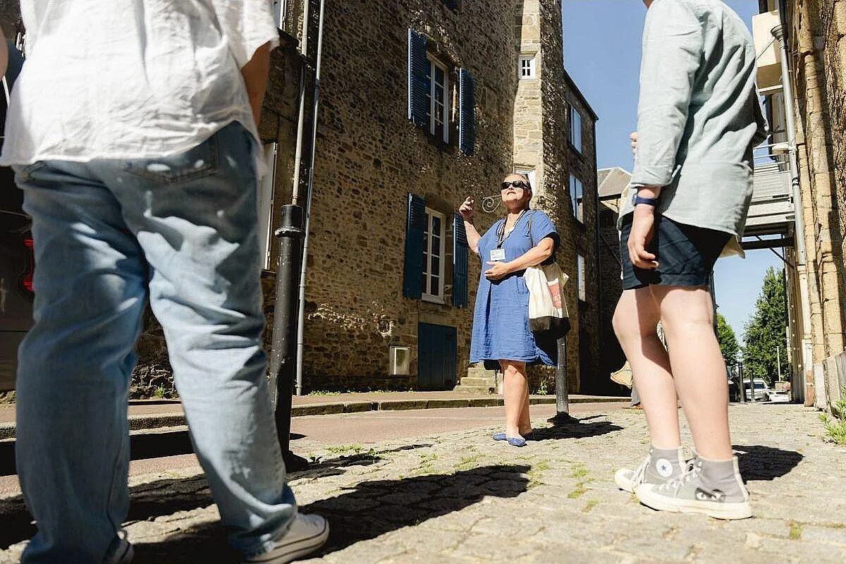 Coutances au fil des rues