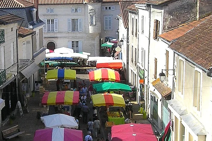 Marché de Saint-Astier