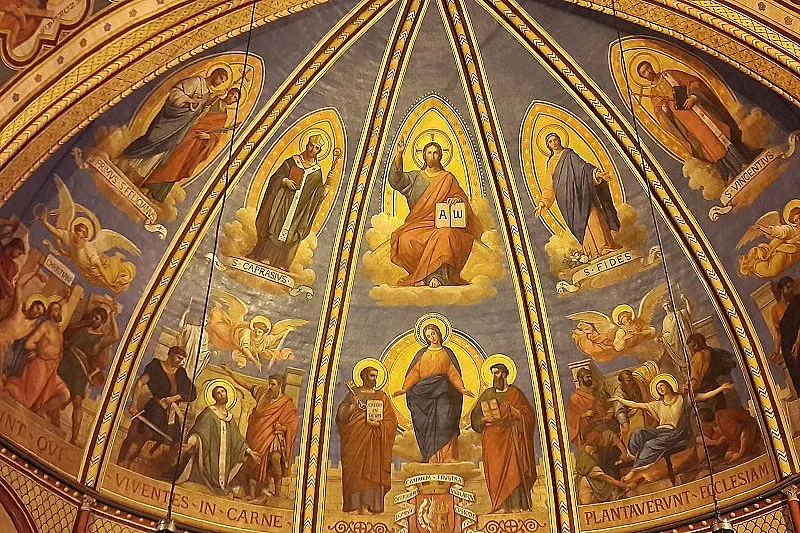 Visite guidée de la cathédrale Saint-Caprais et sa salle capitulaire