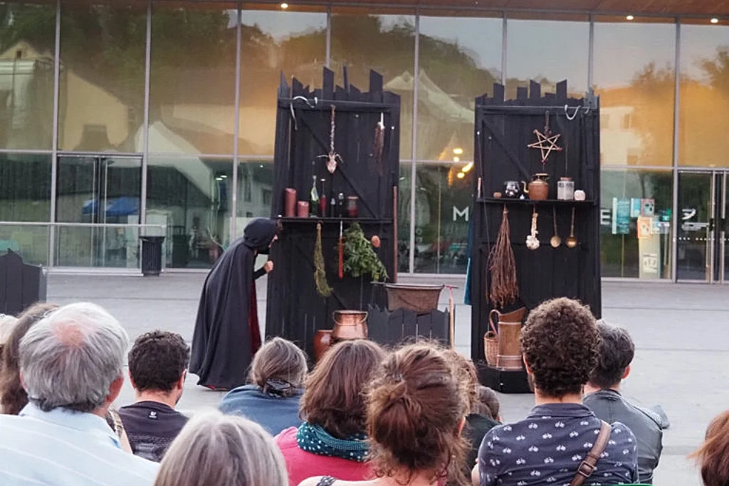 Soirée théâtre | Revenantes