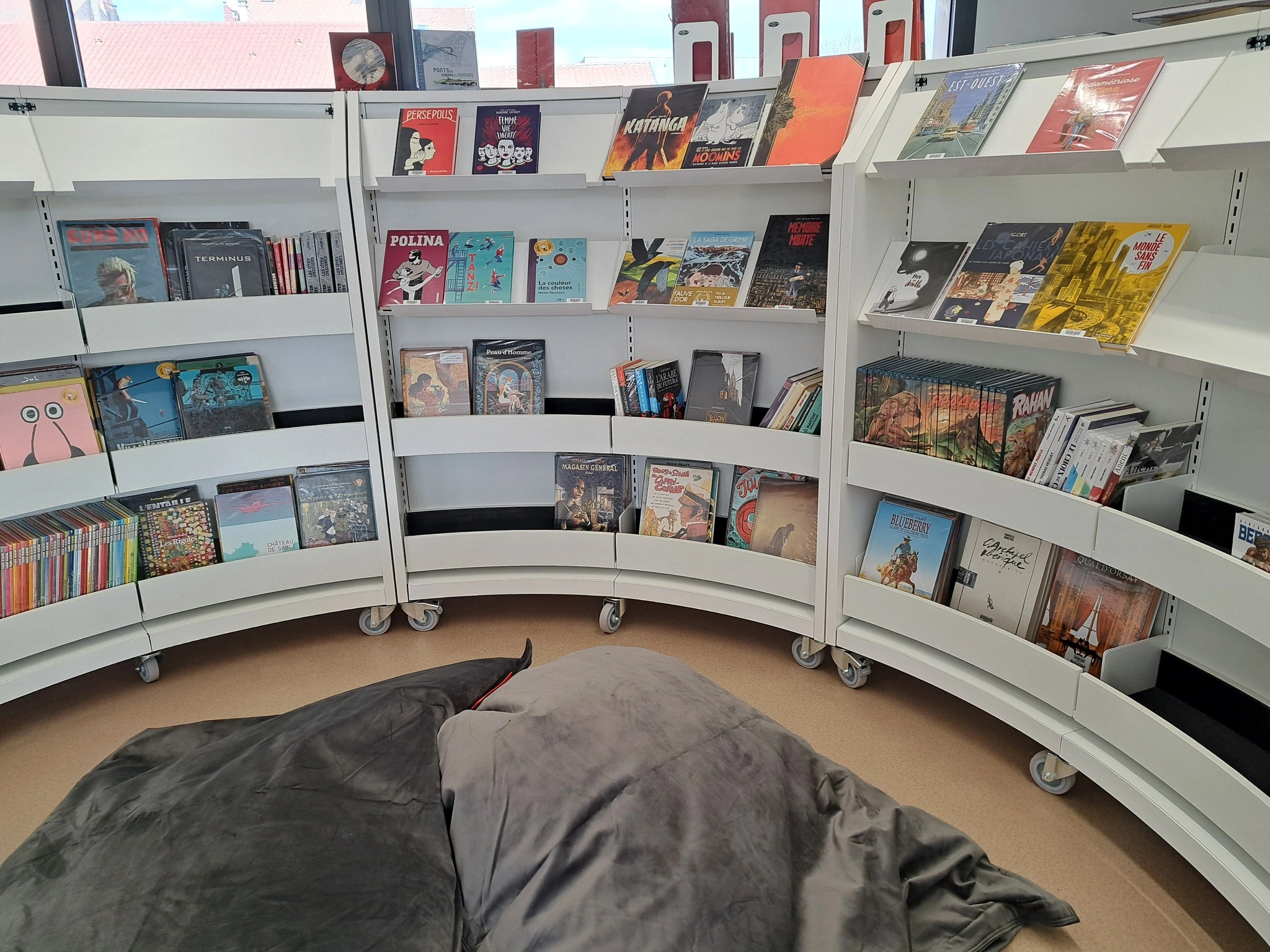 CLUB LECTURE