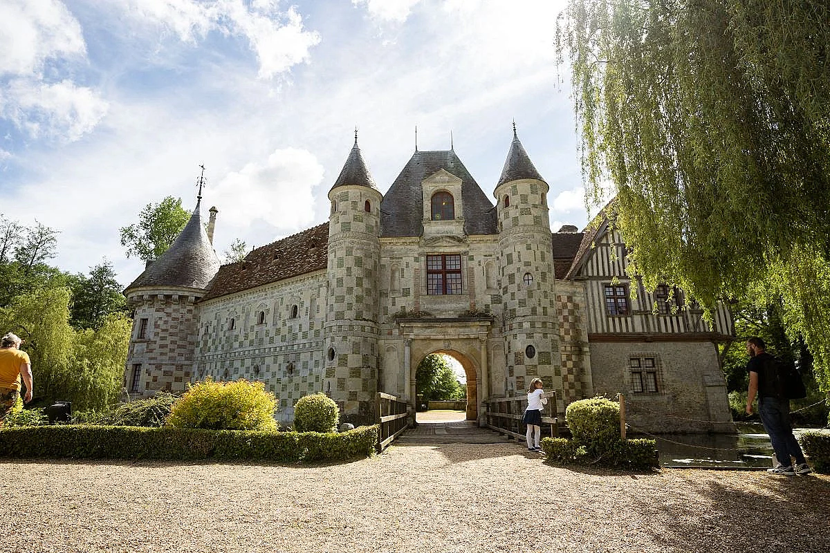Les Étonnants Patrimoines : Le château dans tous les sens, visite sensorielle en famille