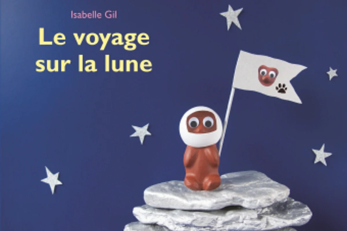 Albums jeunesse, Isabelle Gil « Comme un chat sur un mur »