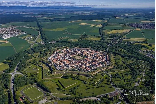 Conf. : 3 siècles de fortification à Neuf-Brisach : du dernier modèle vaubanien à l’héritage oublié
