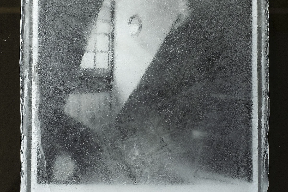Installation artistique « Camera Calda / Débâcle » à la Glacière