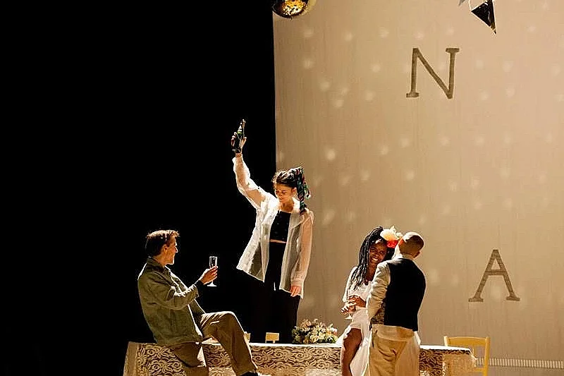Spectacle D'autres famille que la mienne
