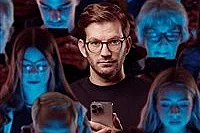Thomas Wiesel dans Société écrans