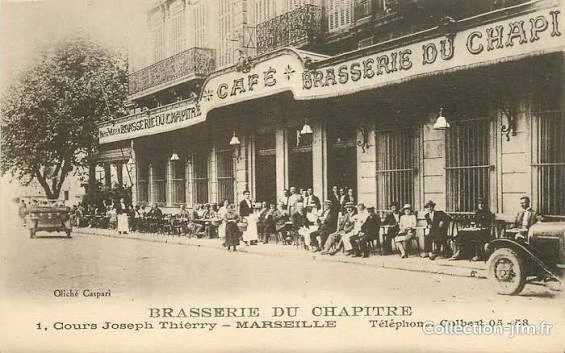 Visite historique du quartier du Chapitre et balade autour des bâtiments,
