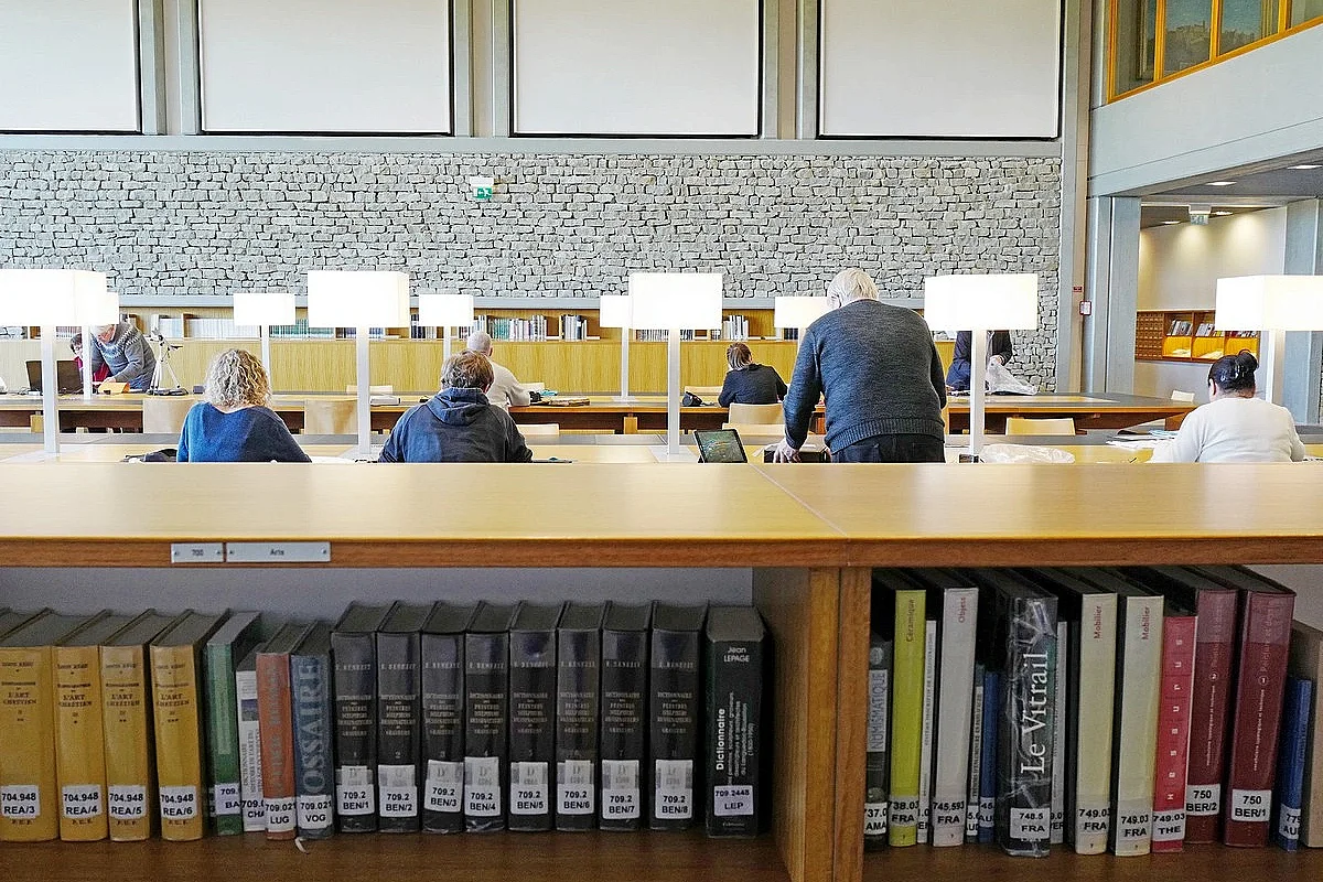 DÉBUTER AUX ARCHIVES
