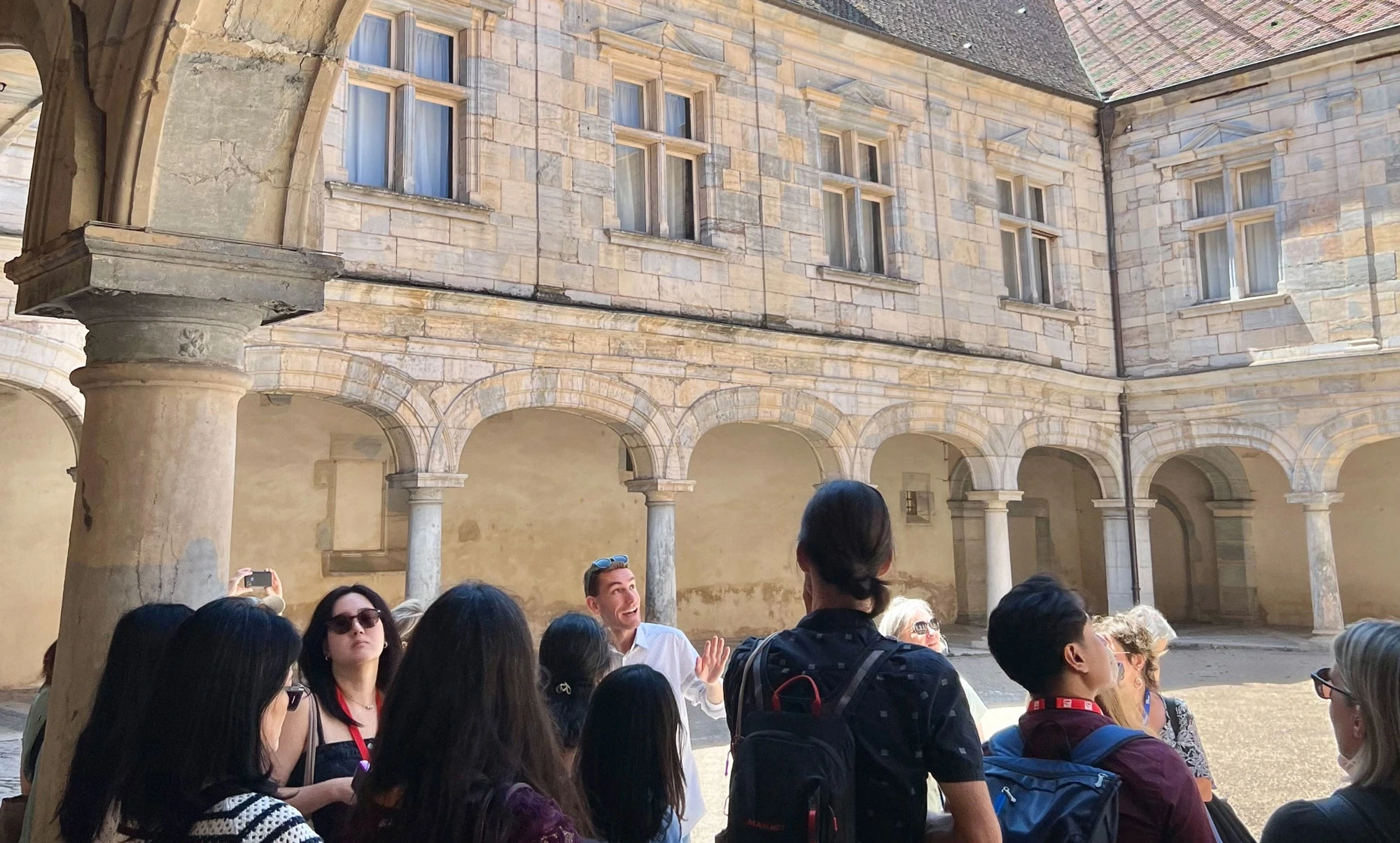 Visite guidée :  Il était une fois Besançon (avec dégustation)