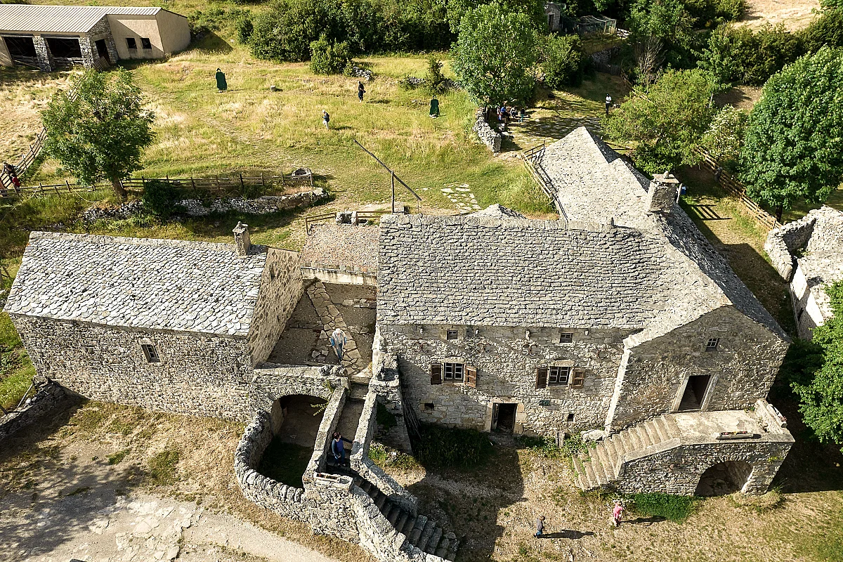JOURNÉES EUROPÉENNES DU PATRIMOINE : L'ARCHITECTURE DE LA FERME CAUSSENARDE D'AUTREFOIS