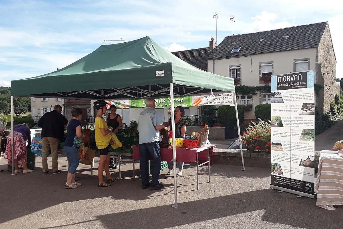 Marché Hebdomadaire de Brassy