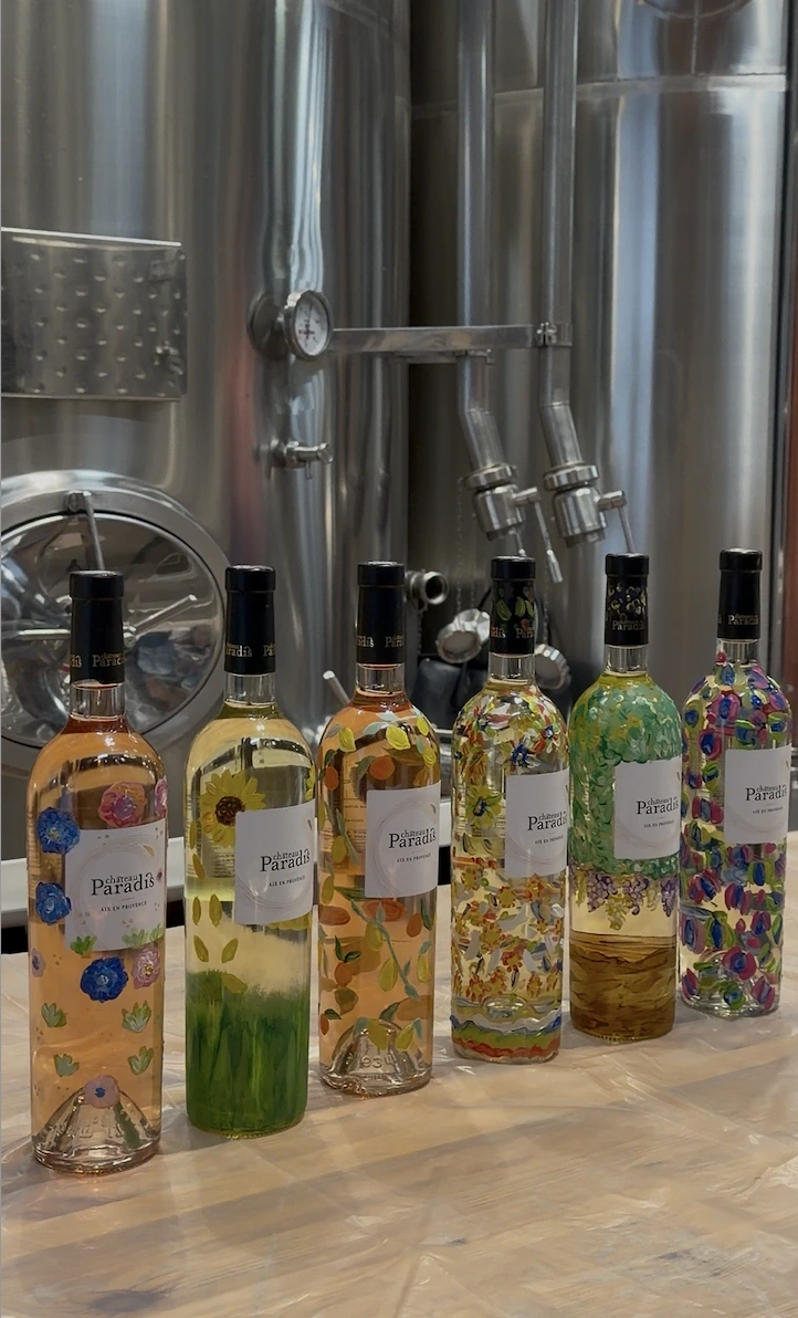 Atelier peinture sur bouteille avec "Les Experiences'Way"