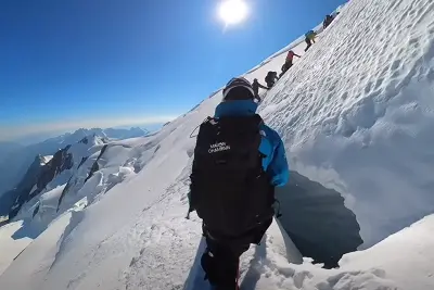 Diffusion et échanges : L'ascension du Mont Blanc par Hugo Champain