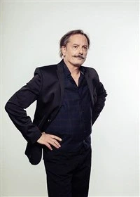 Christophe Alévêque dans Revue de presse