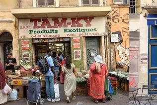 Balade commentée historique et commerçante "le marché de Noailles"