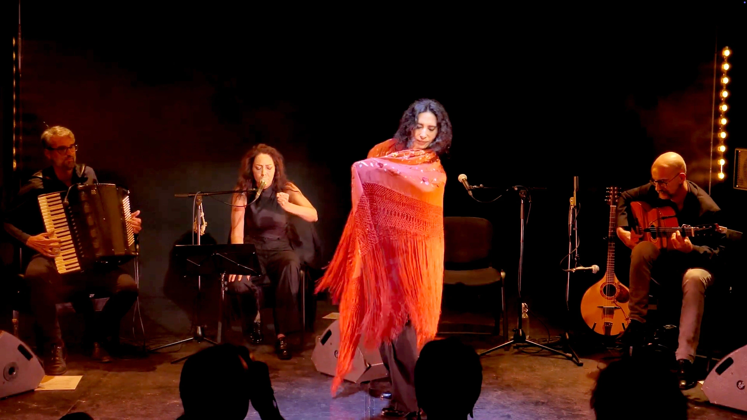 Festival Voix et Danses - Pérégrines, Cie La Mesure Sorcière, Flamencos et Balkans dialoguent au féminin
