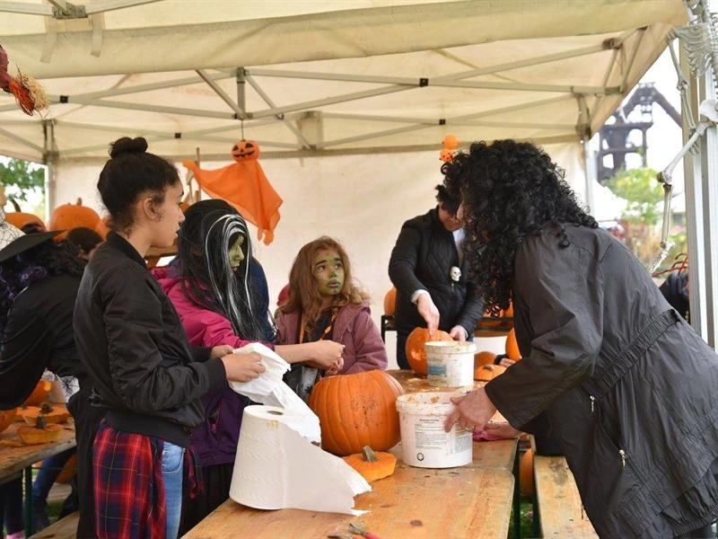 Halloween Circus