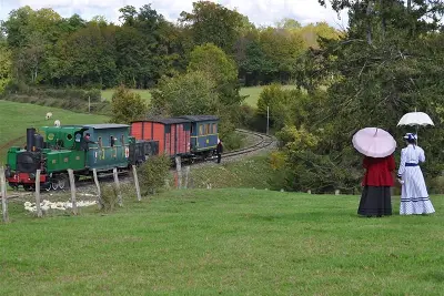 Balade en train touristique - La Suzanne