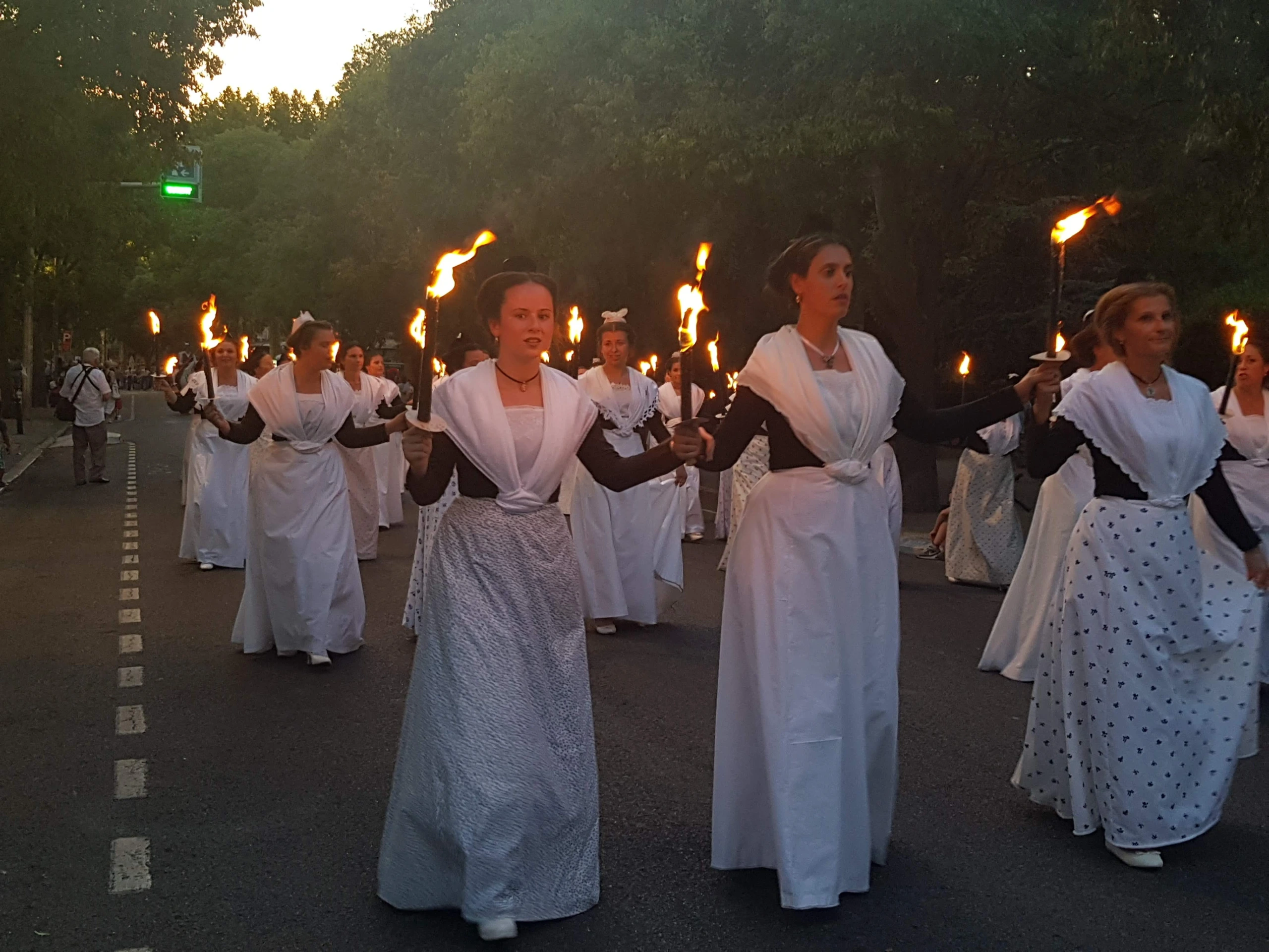 Pegoulado - Défilé en costume traditionnel